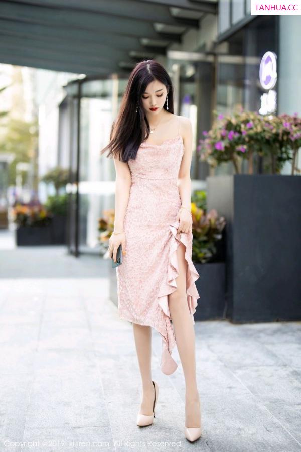 杨晨晨 sugar小甜心CC [XIUREN]高清写真图 2019.12.17 杨晨晨sugar第18张图片